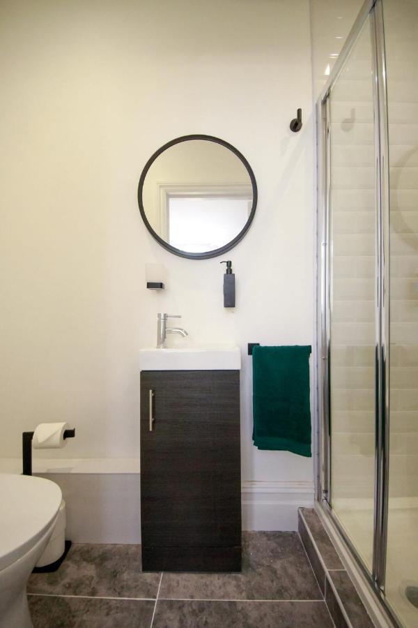 Bay City Studio Apartments By Staying-Away Cardiff Exteriér fotografie